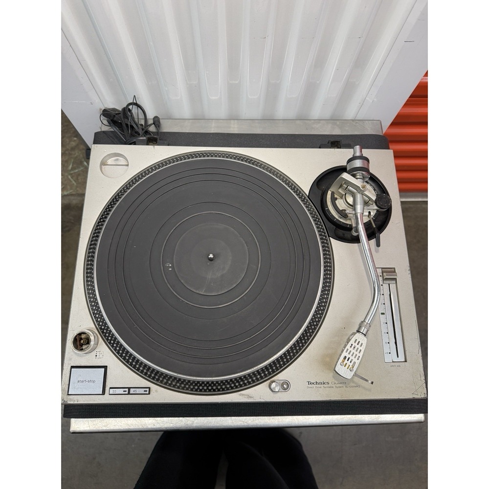 Technics SL-1200MK2 Direct Drive Turntable System,‎ Silver